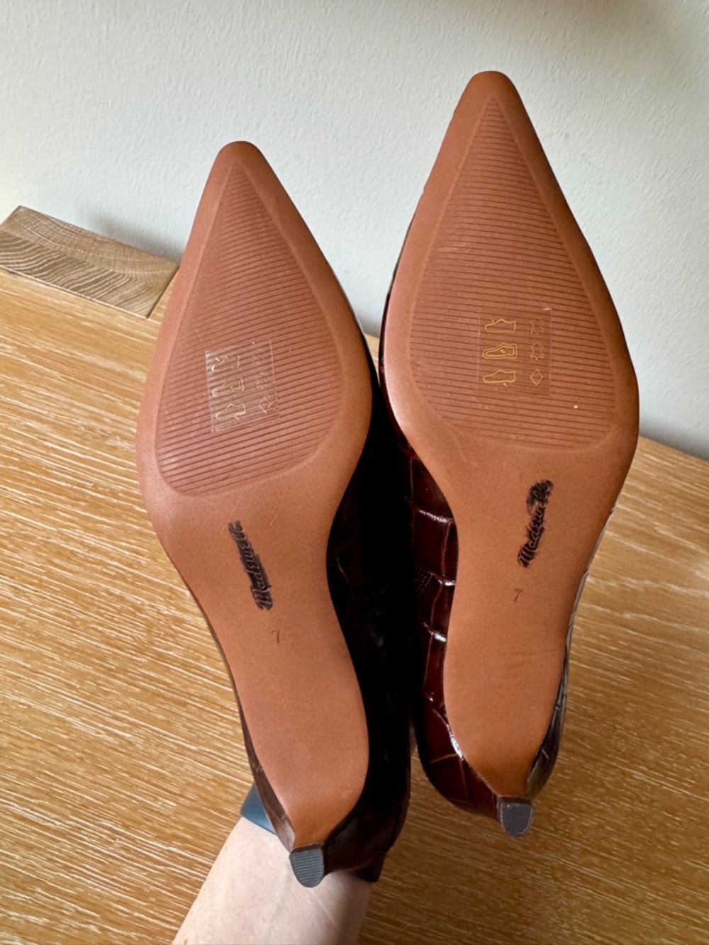 NWOB MADEWELL Women’s The Emilie Heeled Mule Chocolate Raisin Croc Size 7 - Picture 6 of 16